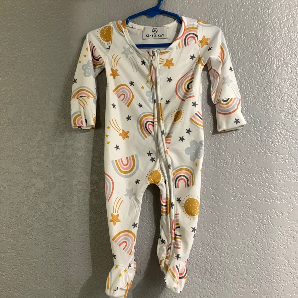 Kins and Kay zip-up footie